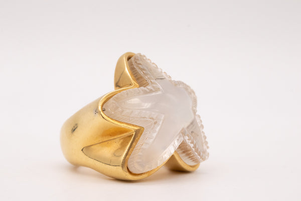 *Valentin Magro 18 kt gold cocktail ring with 28 cts of rock quartz starfish
