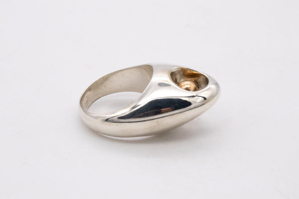 PUIG DORIA 1970 MODERNIST RING IN 18 KT GOLD AND STERLING SILVER