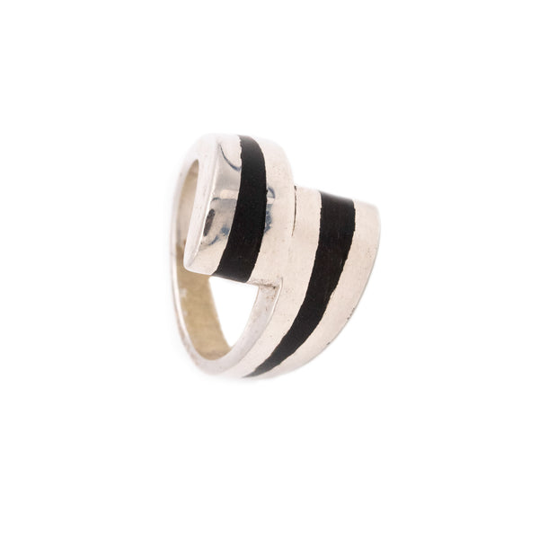 PUIG DORIA 1970 MODERNIST RING IN STERLING SILVER WITH EBONY WOOD
