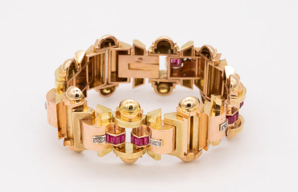 FRENCH ART DECO 1930'S TANK BRACELET IN 18 KT GOLD WITH 2.88 Ctw IN DIAMONDS & RUBY
