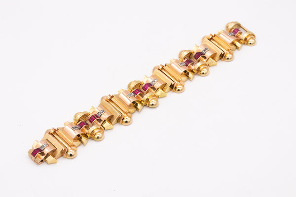 FRENCH ART DECO 1930'S TANK BRACELET IN 18 KT GOLD WITH 2.88 Ctw IN DIAMONDS & RUBY