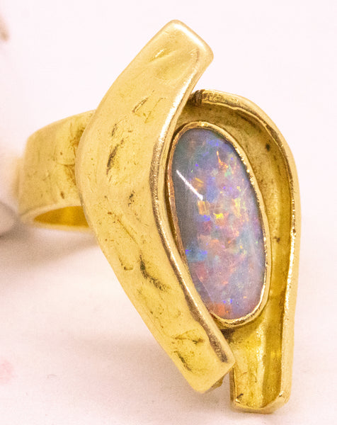 ED WIENER VINTAGE 18 KT YELLOW GOLD RING WITH NATURAL OPAL