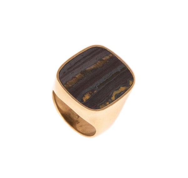 *Gucci 1980 Paris tom ford 18 kt yellow gold signet ring with Ironstone Gemstone