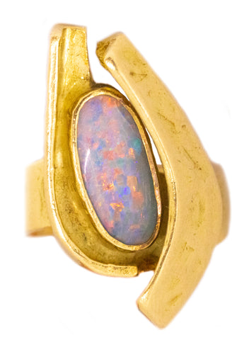 ED WIENER VINTAGE 18 KT YELLOW GOLD RING WITH NATURAL OPAL