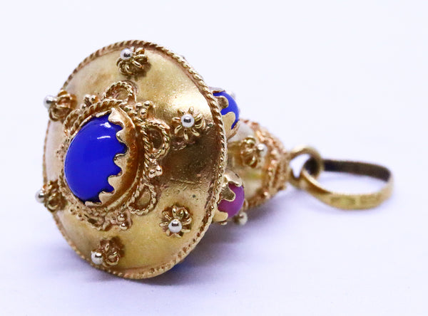 ITALIAN 18 KT GOLD CHARM WITH CHALCEDONY CABOCHONS
