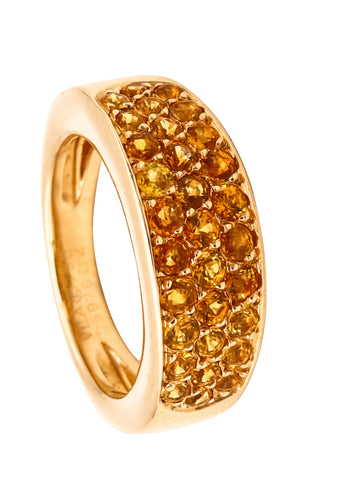 *Van Cleef & Arpels Paris ring band in 18 kt yellow gold with 1.55 Cts in orange sapphires