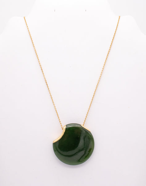 TIFFANY & CO. 1977 BY ELSA PERETTI 18 KT TOUCHSTONE NECKLACE WITH GREEN JADE