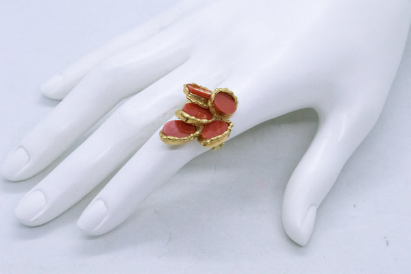 Chaumet 1970 Paris Retro Cocktail Ring In 18Kt Gold With Red Coral Carvings