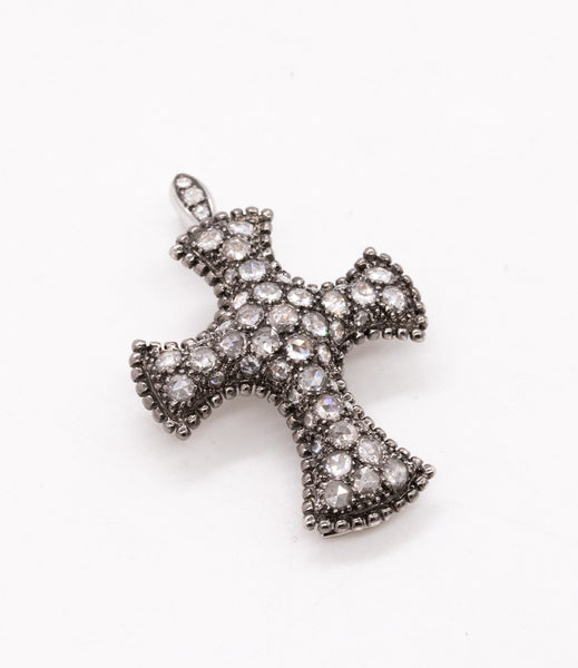 *Mouawad designer cross in 18 kt white gold with 1.29 Ctw in diamonds