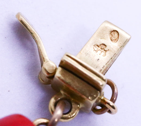 RED CORAL MID CENTURY 18 KT GOLD BRACELET