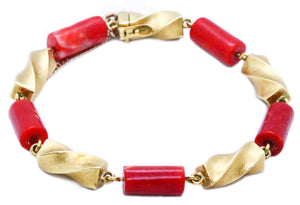 RED CORAL MID CENTURY 18 KT GOLD BRACELET