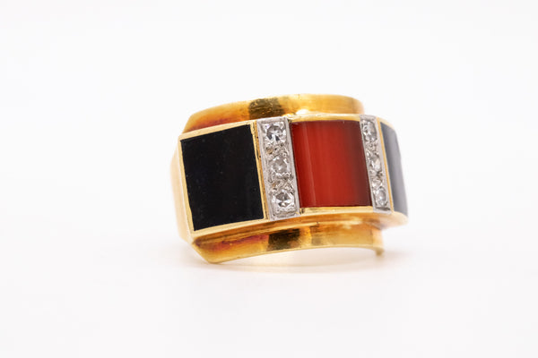 German 1970 Modernist Ring In 18Kt Yellow Gold With Diamonds Carnelian And Onyx