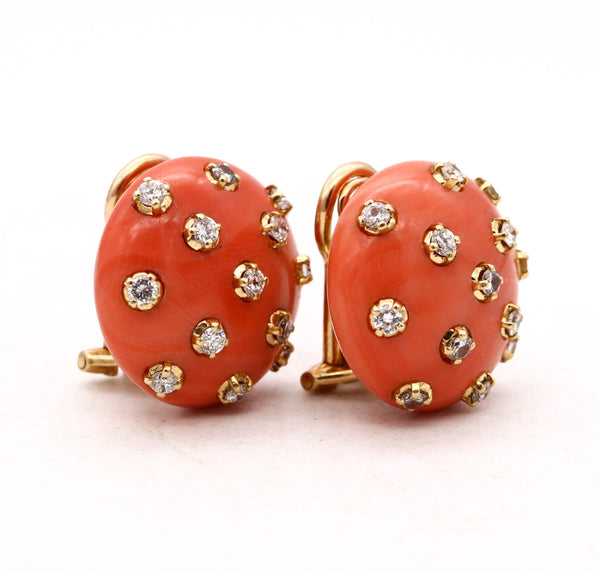 *Missiaglia Venezia 1960 Button clips-earrings in 18 kt yellow gold with coral and 1.56 Cts in diamonds