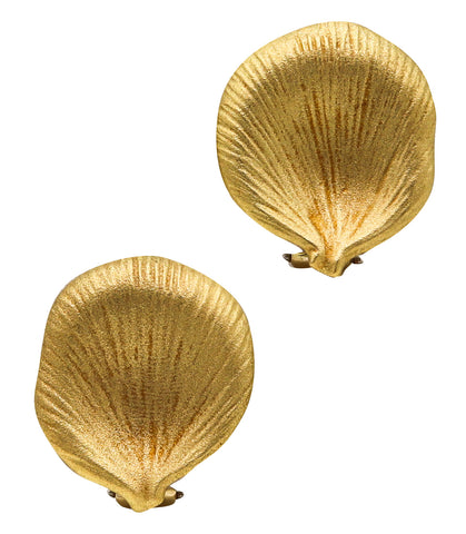 Angela Cummings Studio 1993 Textured Petals Earrings in 18Kt Yellow Gold