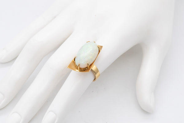 *Modernist geometric cocktail ring in 18 kt yellow gold with 10.86 Cts opal