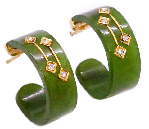 GREEN NEPHRITE AND DIAMONDS 18 KT ART DECO EARRINGS