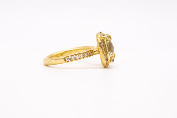 SEIDENGANG 18 KT YELLOW GOLD RING WITH 4.47 Ctw IN DIAMONDS AND LEMON QUARTZ