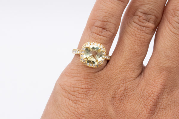 SEIDENGANG 18 KT YELLOW GOLD RING WITH 4.47 Ctw IN DIAMONDS AND LEMON QUARTZ