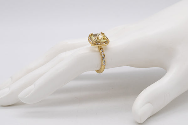 SEIDENGANG 18 KT YELLOW GOLD RING WITH 4.47 Ctw IN DIAMONDS AND LEMON QUARTZ