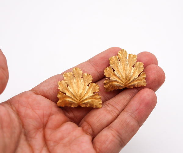 -Mario Buccellati 1970 Oversized Leafs Clips Earrings In Textured 18Kt Yellow Gold