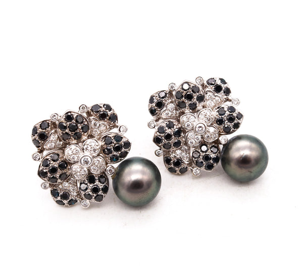 Italian Modern Cluster Earring In 18Kt White Gold With Cts In Diamonds And Tahitian Black Pearls