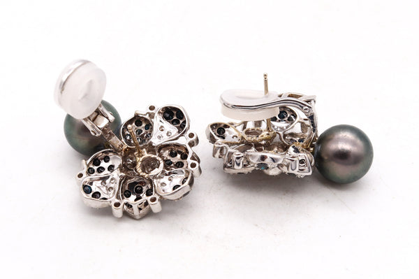 Italian Modern Cluster Earring In 18Kt White Gold With Cts In Diamonds And Tahitian Black Pearls