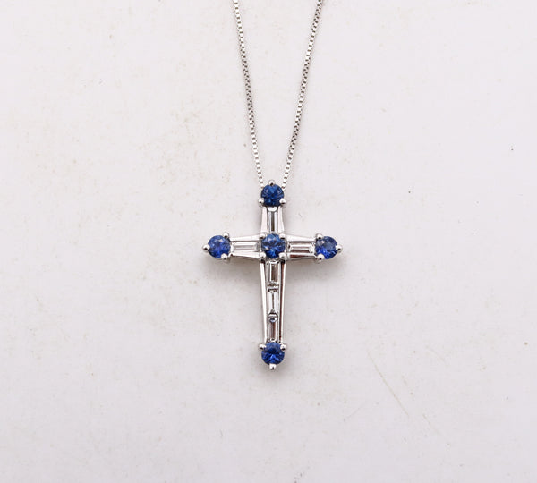 *Seidengang chain Cross in 18 kt white gold with 1.10 Cts in VS diamonds and Ceylon sapphires