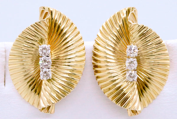 TIFFANY & CO. MID CENTURY DIAMONDS 14 KT EARRINGS