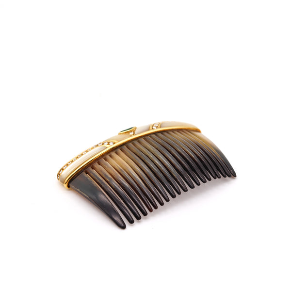 -Chaumet London 1968 Hair Comb In 18Kt Gold With 2.32 Ctw In Diamonds And Emerald