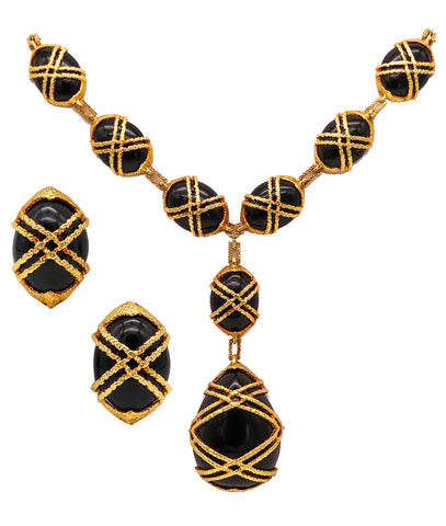 -Cartier 1969 Retro Modernist Necklace And Earring Suite In 18Kt Gold With Carved Black Jade