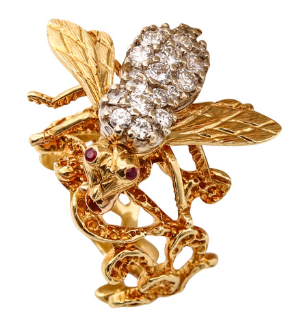 *Herbert Rosenthal 1960 Jeweled Bee convertible ring pin in 18 kt yellow gold with 1.14 Ct in VS diamonds