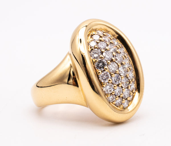 *Cartier Paris jeweled Baignoire cocktail ring in 18 kt yellow gold with 1.53 Cts in VVS diamonds