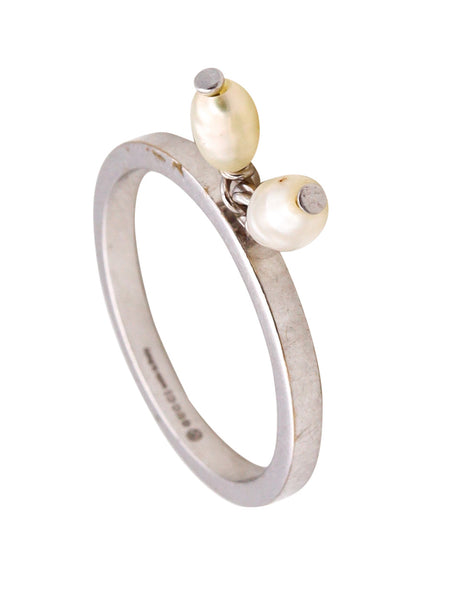 Gucci Milano Vintage Kinetic Ring In 18Kt White Gold With Two Fresh Water White Pearls