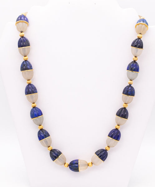 ITALIAN MODERNIST 18 KT GOLD NECKLACE WITH FLUTED ROCK QUARTZ AND LAPIS LAZULI
