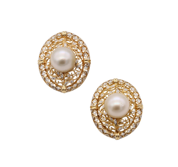 Italian Cocktail Cluster Earrings In 18Kt Gold With 14 MM South Seas Pearls And 1.40 Cts Diamonds