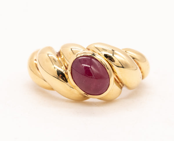 Van Cleef And Arpels 1970 Paris Ring In 18Kt Yellow Gold With Natural 1.56 cts Burmese Ruby