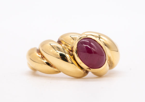 Van Cleef And Arpels 1970 Paris Ring In 18Kt Yellow Gold With Natural 1.56 cts Burmese Ruby