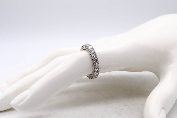 *Eternity classic Band ring in .950 platinum with 2.20 Cts of natural 10 pointers white diamonds