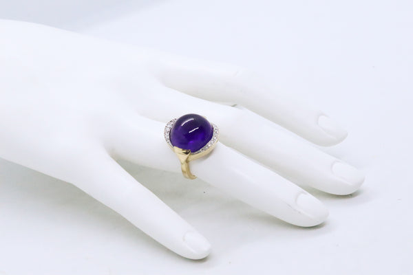 MID CENTURY AMETHYST & DIAMONDS 14 KT GOLD RING