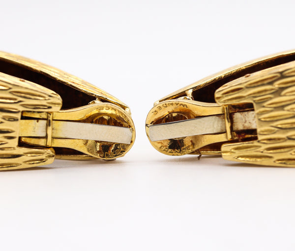 -Wander France 1960 Textured Rectangular Clips On Earrings In 18Kt Yellow Gold