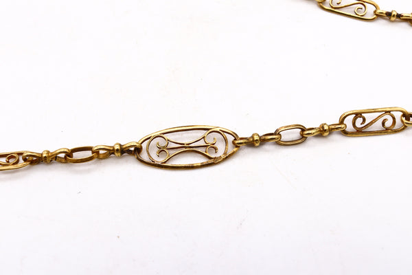 *French 1920-1930 Art Deco geometric long chained Sautoir in solid 18 kt yellow gold