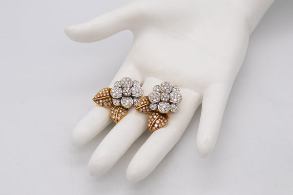 *Italian modernist floral cluster earrings in 18 kt gold with 5.60 cts of VS diamonds