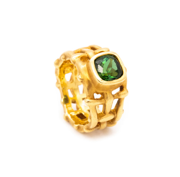 Angela Cummings Studios Rare Cocktail Ring In 18Kt Yellow Gold With 2.13 Cts Green Tourmaline