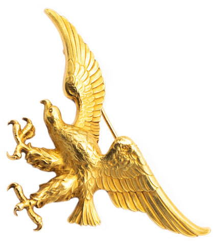 *Cartier 1940 Paris fabulous eagle brooch in textured 18 kt yellow gold