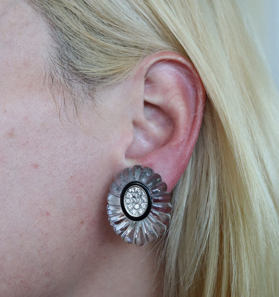 -Modernist 1970 Rock Quartz Clip On Earrings In 18Kt Gold With 1.68 Cts In Diamonds