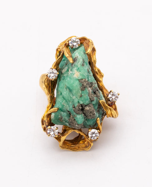 Modernist 1960 Massive Cocktail Ring In 18Kt With VS Diamonds And Crude Emerald