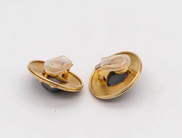 -Leo De Vroomen London Oversized Enameled Earrings In 18Kt Yellow Gold With Hematite