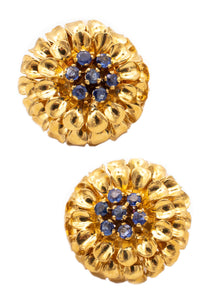 *Tiffany & Co 1960 Vintage retro flowers earrings in 18 kt yellow gold with sapphires