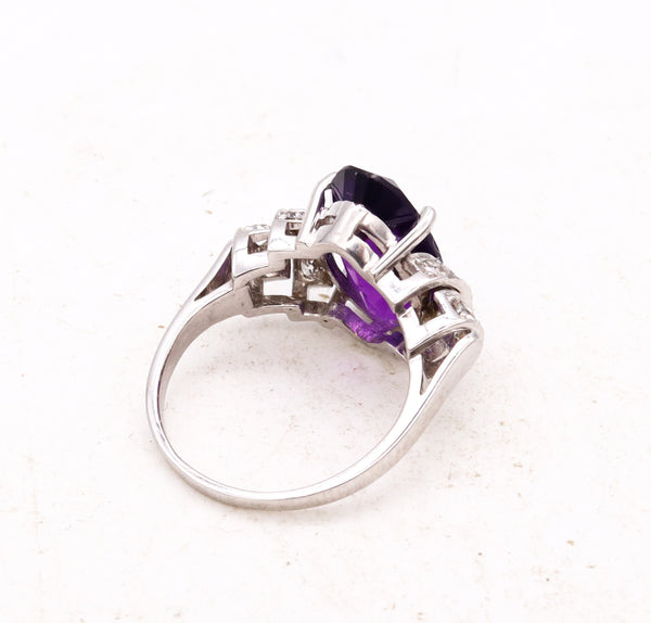 Art Deco 1930 Platinum Ring With A 9.08 Cts Russian Amethyst And Diamonds