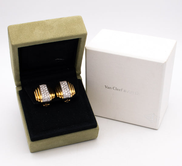 VAN CLEEF & ARPELS ART-DECO 18 KT GOLD EARRINGS WITH 2.70 Ctw IN VS DIAMONDS